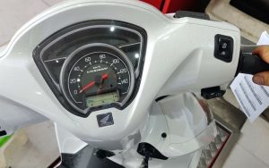 kim xăng xe vision không chạy