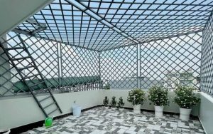 Rào kín sân thượng