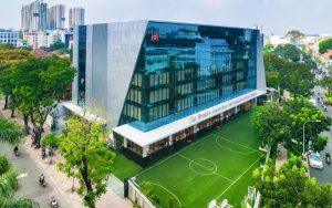 Có nên cho con học trường quốc tế không