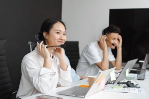 Tích hợp AI agent nội bộ: Khi công ty tech xây "đồng nghiệp AI"
